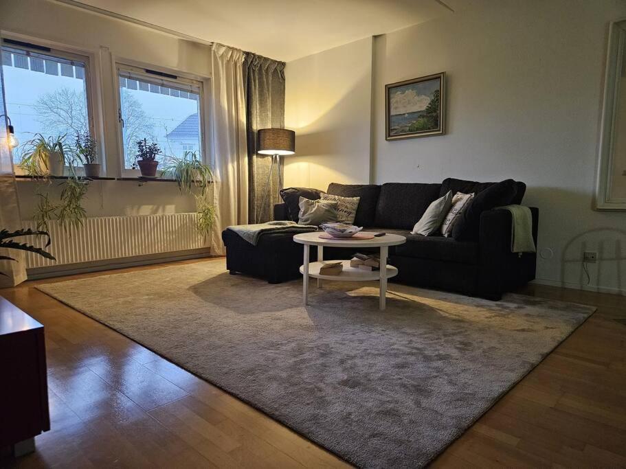 Apartamento Laegenhet I Aelvsborg Goeteborg Exterior foto